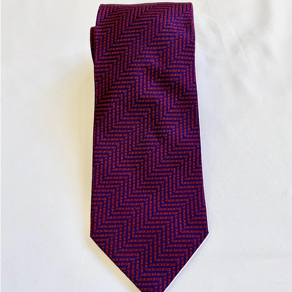 Burberry Tie - Picture 2 of 3